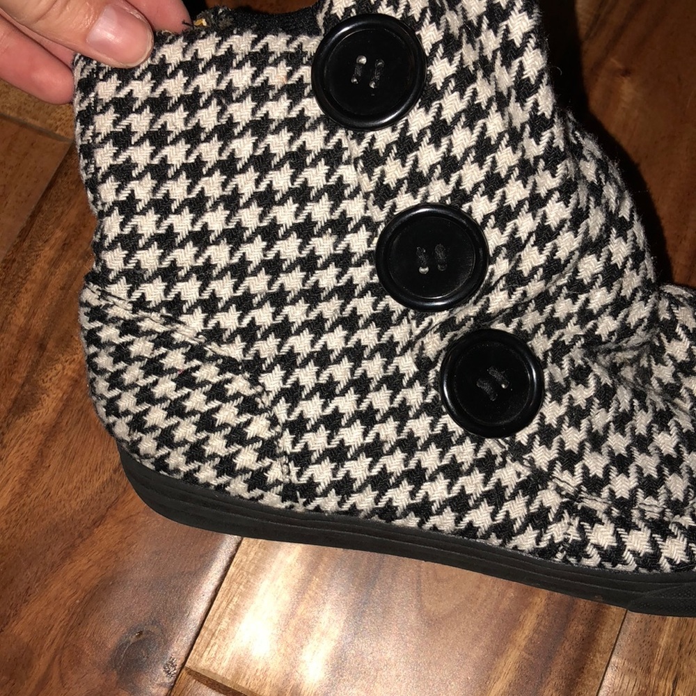 Boots - Picture 2 of 2